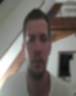 Vom Partner bereitgestelltes Porträt